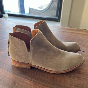 Kork-ease booties